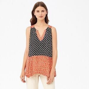 THML Sleeveless V-Neck Tunic Size Medium Geometric Print Asymmetrical Hem Rayon‎